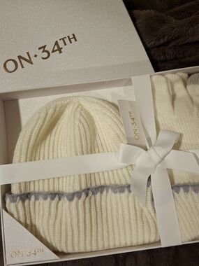 Rib Knit Beanie and Gloves Set
